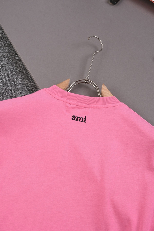 ブランドTシャツ全体デザイン